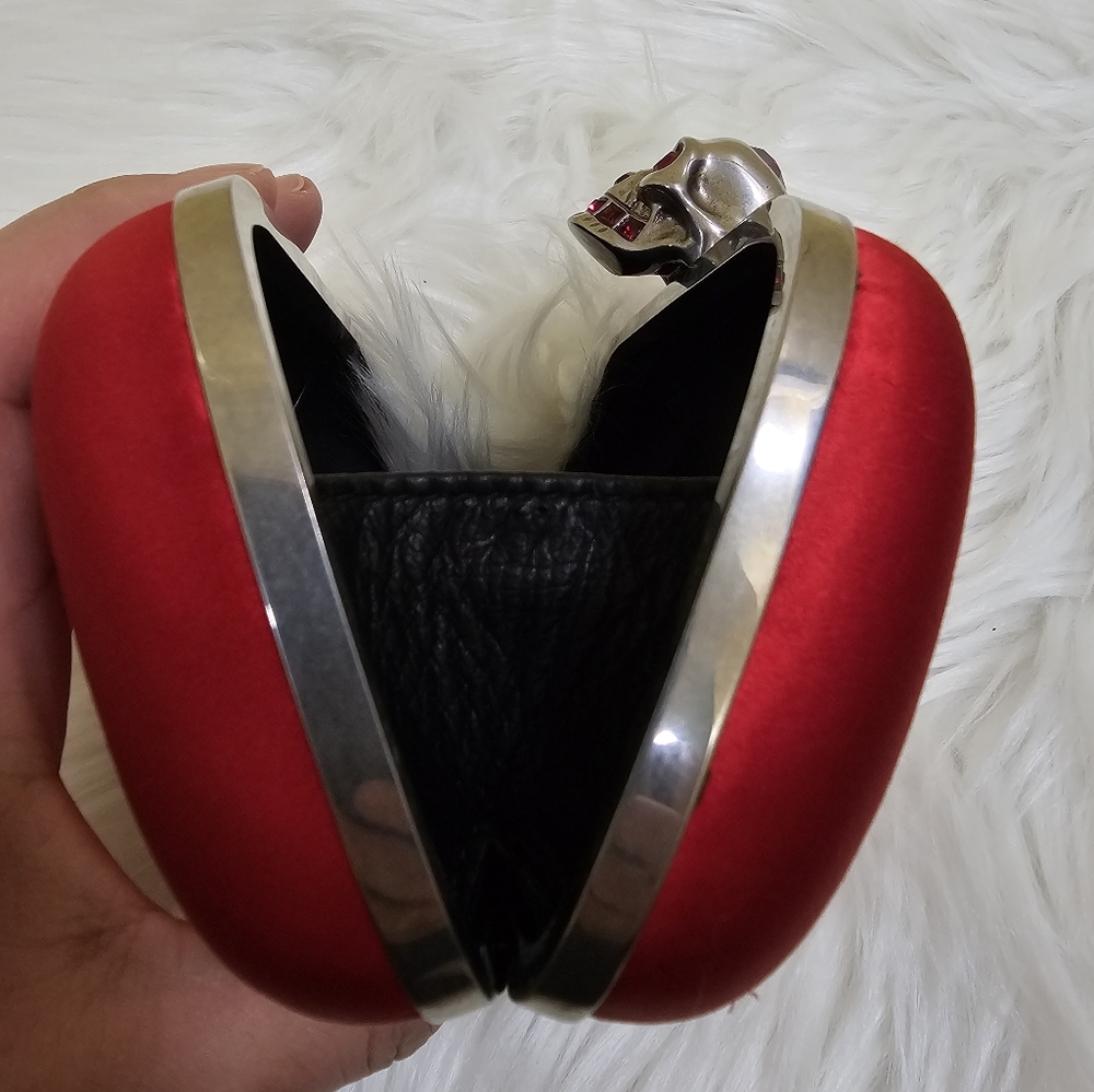 Alexander McQueen Red Silk Heart Skull Box Clutch Limited Edition - Picture 12 of 17